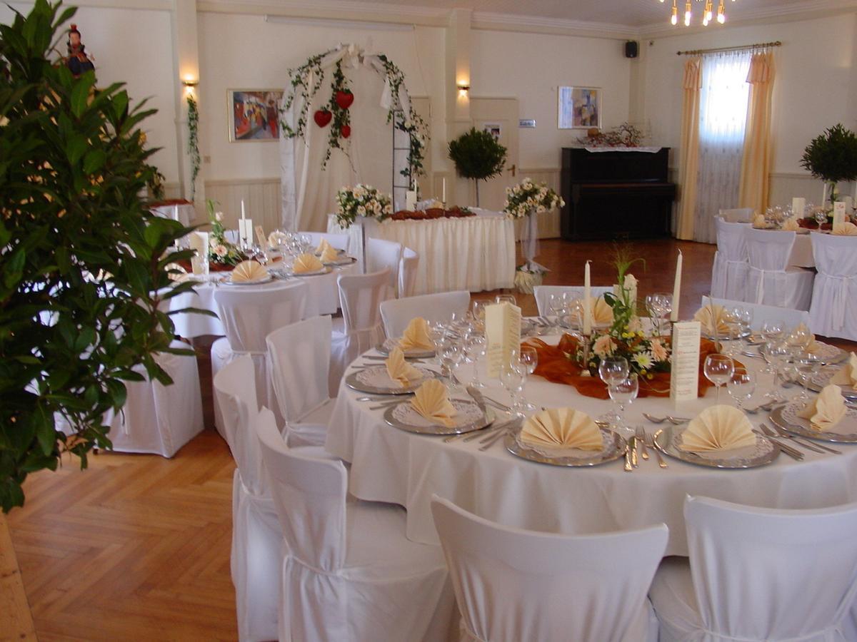 Gasthof Rockensuess Schwalmstadt Extérieur photo
