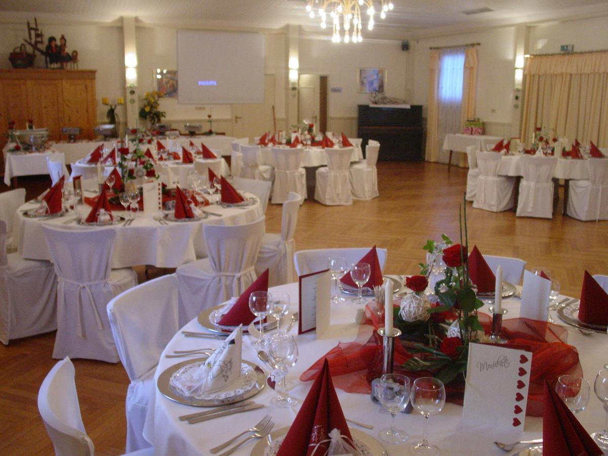 Gasthof Rockensuess Schwalmstadt Extérieur photo